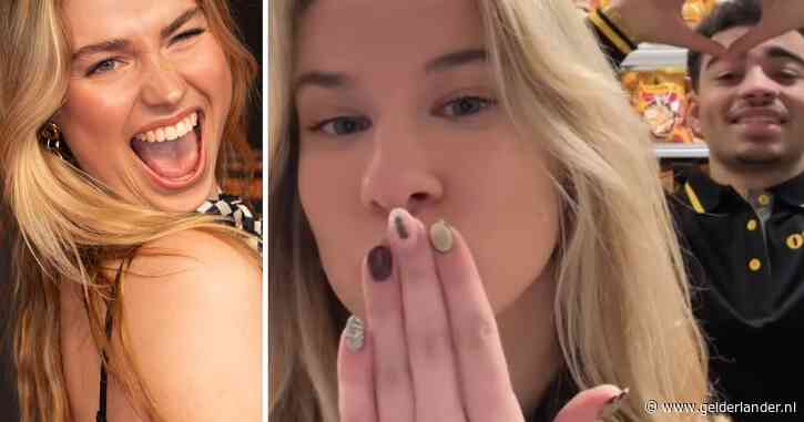 Jumbo bedankt concurrent Albert Heijn voor ‘wegsturen’ klanten op lied Roxy Dekker én grapt over bessen