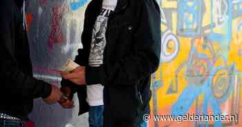 Meer jongeren geronseld door criminelen: 1 op de 7 leerlingen en studenten benaderd om verboden klussen te doen