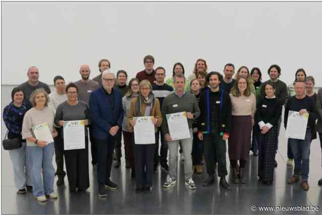 Vijf ‘baanbrekende gemeenten’ gaan volop voor ontharding van openbare ruimte: “Kers op de taart”