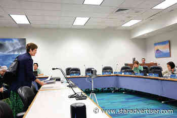 New University of Hawaii president receives warm welcome from senators