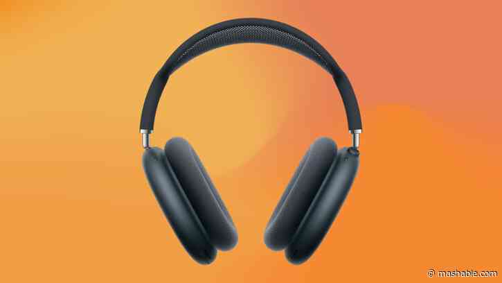 Save $100 on AirPods Max with USB-C at Best Buy