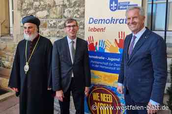 „Demokratie leben“ in Warburg geht mit Geldsorgen und ohne Chef weiter