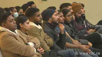 Ottawa deals blow to Manitoba's provincial nominee program, cutting number of immigrant approvals in half