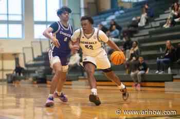 W-L boys basketball team finds rhythm with two straight victories