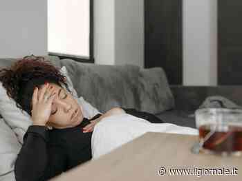 Mononucleosi, i sintomi e la terapia della "malattia del bacio"