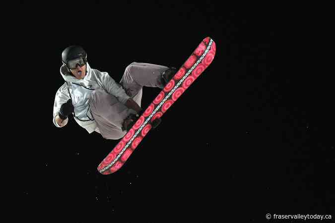 Canadian Spalding capture men’s event at snowboard slopestyle World Cup event