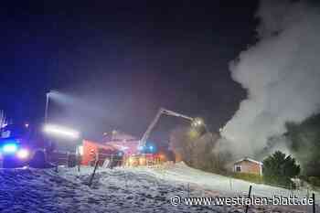 Solling: Geisterfahrer und Ferienhaus brennt ab