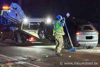 Personenwagens botsen op Liersesteenweg (N10): inzittenden ter controle naar ziekenhuis