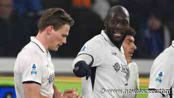 Koploper Napoli verslaat concurrent Atalanta in slotfase