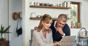 Pension savers issued vital 2-week warning to claim 'valuable' tax relief