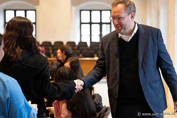 Aktionstag Schule trifft Rathaus - auch in Ulm mit OB Ansbacher