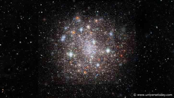 Astronomers are Watching a Newly Forming Super Star Cluster