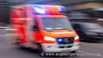 Unfall an Kreuzung: 84-Jähriger muss in Klinik