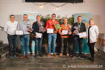 Stad zet kampioenen en laureaten op schavot