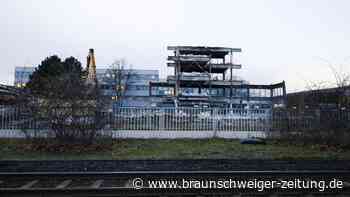 VW Financial: Spannender Fund beim Abriss eines Bürogebäudes