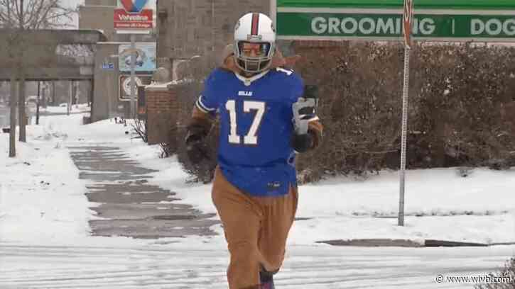 Bills fan continues traditional 17-mile run from North Buffalo to Highmark Stadium for charity