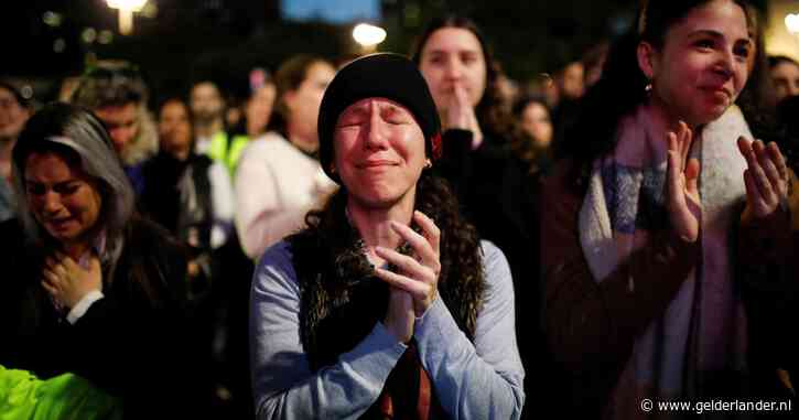 Voor nu overheerst blijdschap om bestand Gaza en vrijlating gijzelaars: ‘Einde van nachtmerrie’