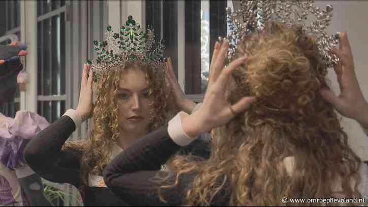 Almere - Almeerse naar Miss Eco International in jurk van oude airbags en afgedankte spijkerbroeken