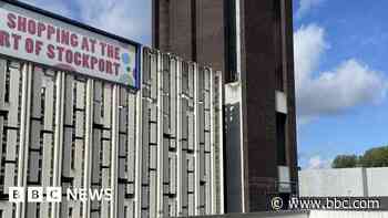 Artist uses 'disliked' car park as muse