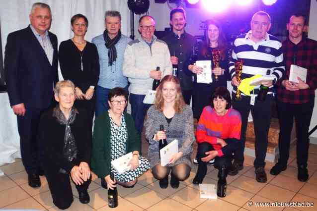 Running Team Sinaai huldigt verdienstelijke leden