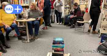 Still schmökern: Zweiter Silent Book Club in Stadtteilbibliothek Hannover-Misburg