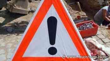 Wasserrohrbruch in der Bahnhofstraße in Reitmehring