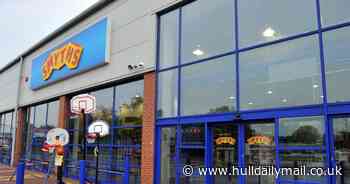 Man flashes in Hull's Smyths toy store in front of families