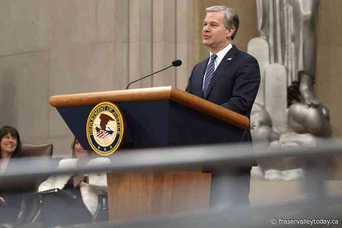 FBI acting director says in email that he’s retiring from bureau