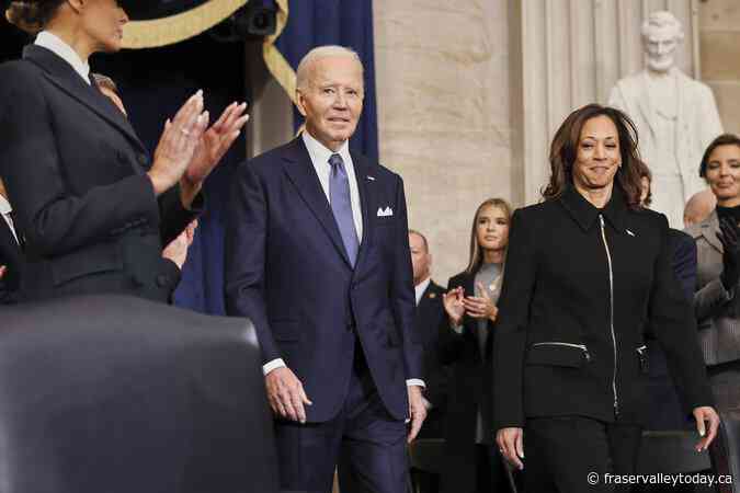 Just minutes before he leaves office, Biden pardons his siblings and their spouses