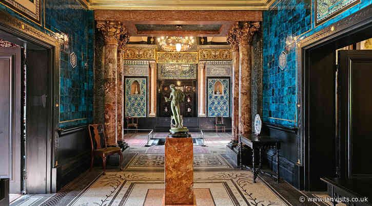 Free entry to Leighton House once a month