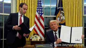 Live updates: Trump signs executive orders, pardons Jan. 6 rioters