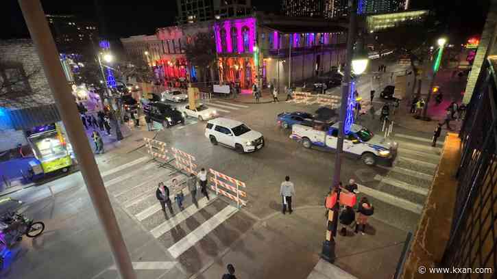 How did the first weekend of allowing cars on 6th Street go?