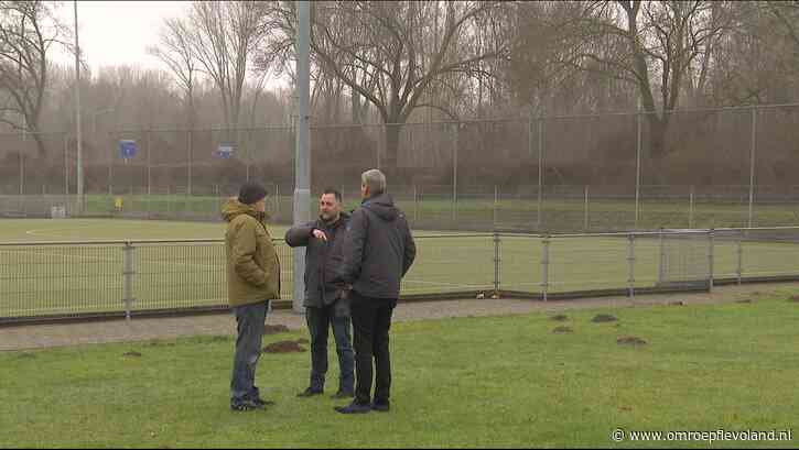 Almere - Buurt rond toekomstig openluchtzwembad vreest lawaai en parkeerproblemen