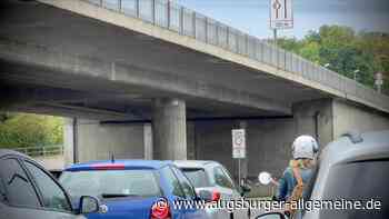 Rodungsarbeiten an der B10 in nur einer Nacht abgeschlossen: Umleitungen entfallen