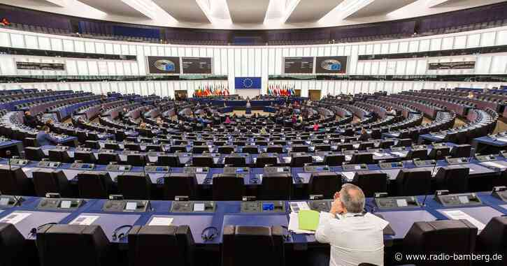 EU-Parlament testet neue Regel gegen leere Stühle im Plenum