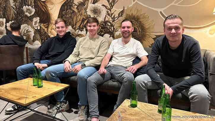 PSV-supporters tanken in 'veilige' kroeg vertrouwen voor cruciale wedstrijd