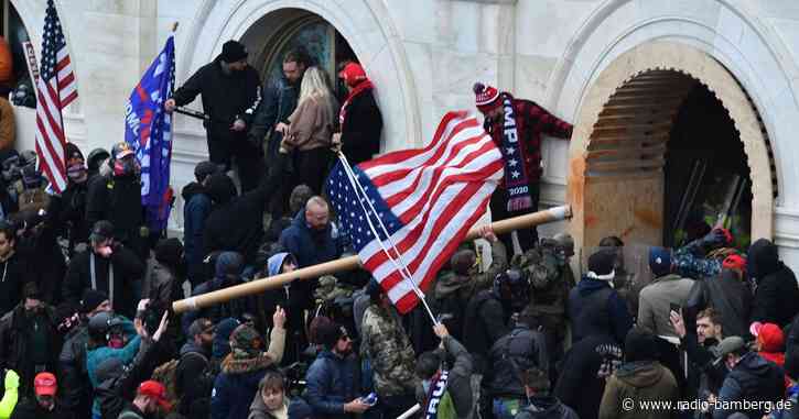 Erste Verurteilte von Kapitol-Attacke auf freiem Fuß