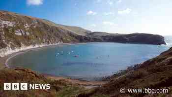 Sauna plan approved for Jurassic Coast  beach
