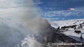 Mensen sprongen uit brandend Turks hotel: 'Vader wilde z'n kind naar beneden gooien'