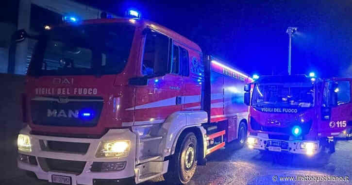 Violenta esplosione a Catania per una fuga di gas: sventrata un’intera palazzina. “Una decina di feriti, alcuni sono gravi”