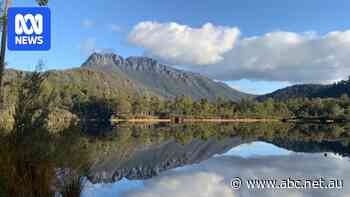 'Significant risk to the public' after oil spill in Tasmanian lake