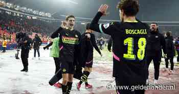 Tiental PSV weerstaat comeback Rode Ster en boekt cruciale zege in Champions League