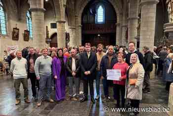 Brussegem klinkt voor de negende keer op het nieuwe jaar in de kerk