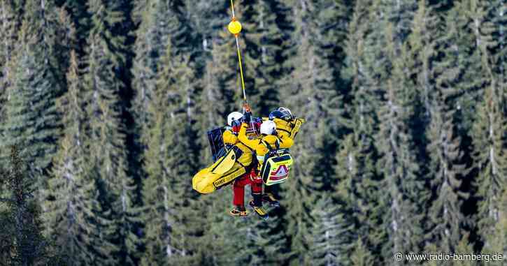 Skirennfahrer Schramm verletzt sich in Kitzbühel schwer