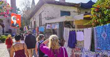 Türkischer Tourismus im Krisenmodus: Hotelbrand und steigende Inflation erschüttern Branche