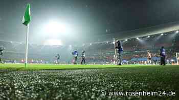 Feyenoord Rotterdam – FC Bayern jetzt im Live-Ticker: Erste Unterbrechung nach wenigen Sekunden