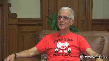 Hundreds gather to remember Manitoba Education minister Nello Altomare