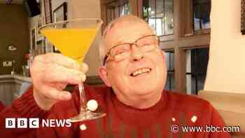Husband died 'in a state' after ambulance no-show