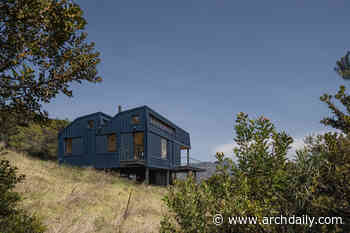 Carupa House High Mountain Refuge / Bermúdez Arquitectos