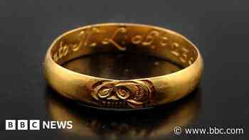 Gold ring found on farm dated to 17th Century
